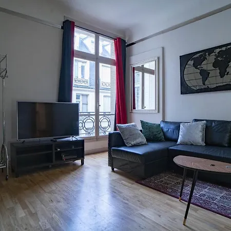 Appartamento Cozy Studio On The Avenue Des Champs Elysees!
